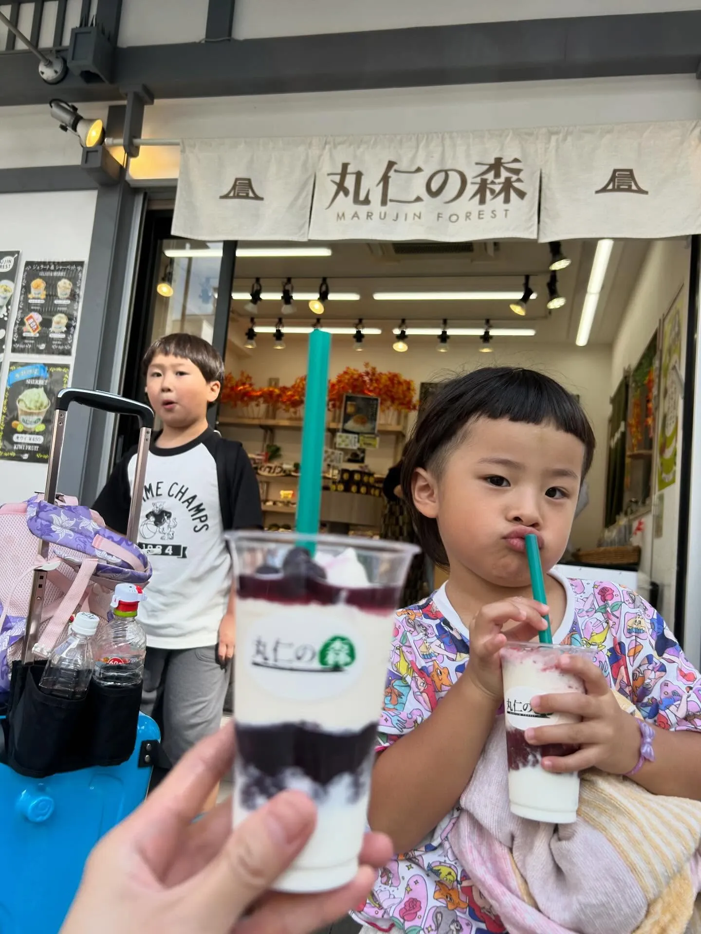 久しぶりにペットの展示会に参加するために、前日から泊まりで出...